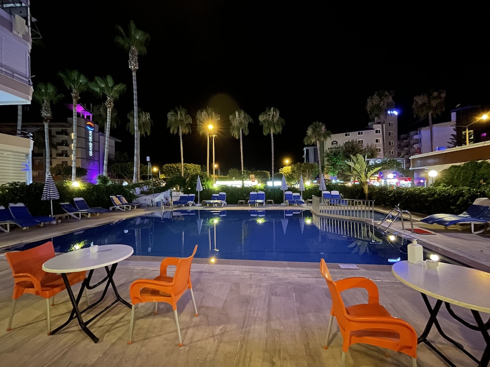 Miray Hotel Kleopatra Beach Rezervasyon