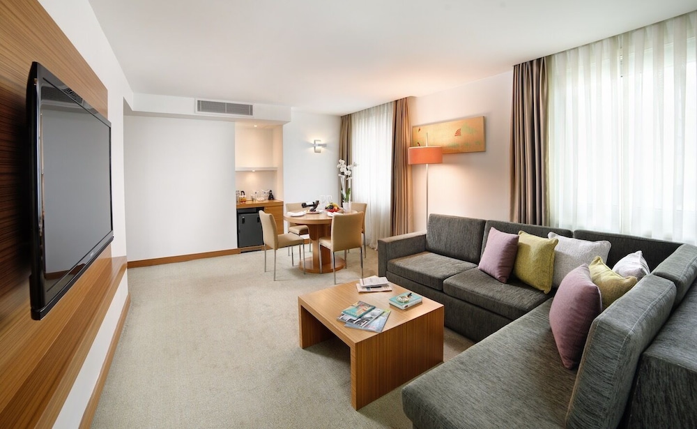 Divan Istanbul City Rezervasyon