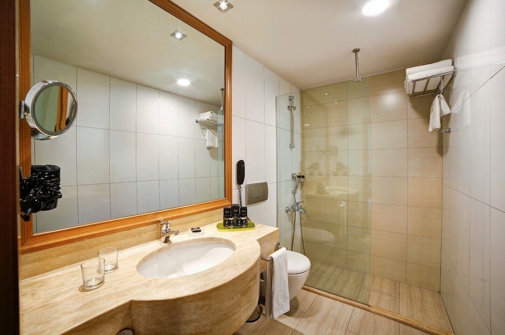 Divan Istanbul City Rezervasyon