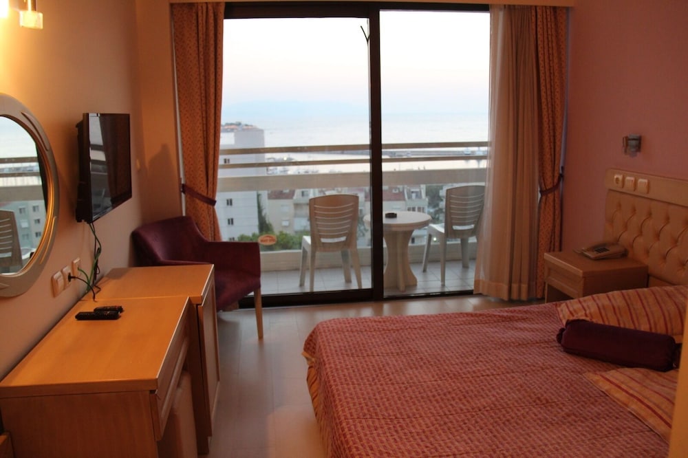 Porteras Otel Rezervasyon