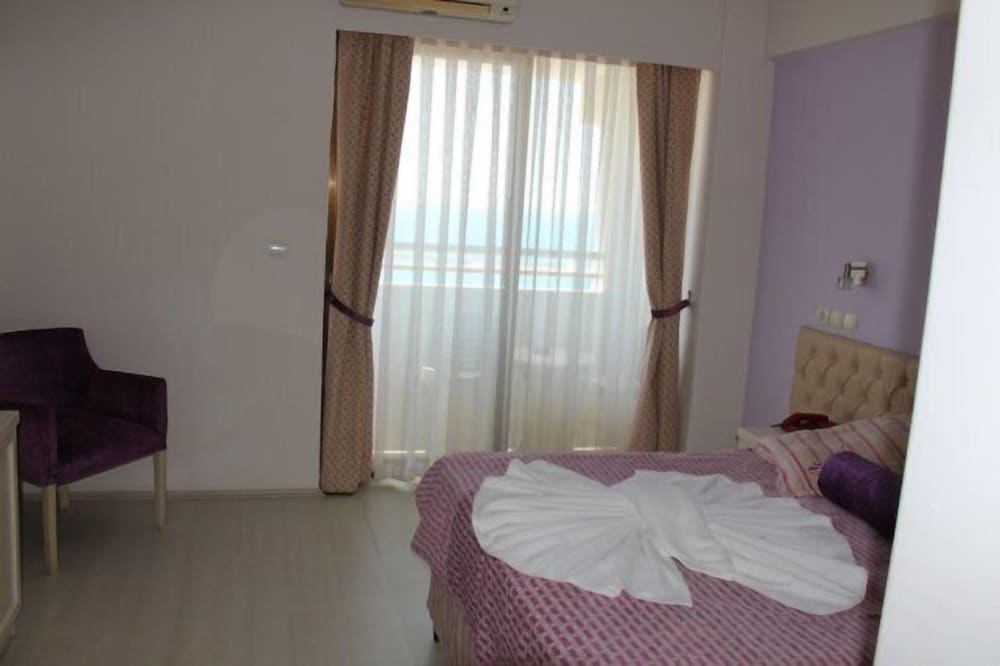 Porteras Otel Rezervasyon