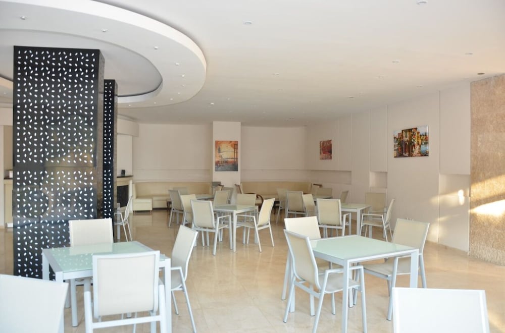 Porteras Otel Rezervasyon