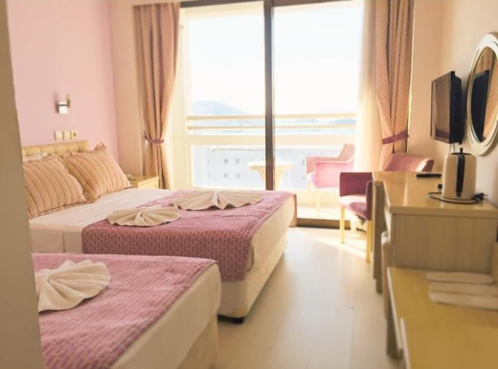 Porteras Otel Rezervasyon