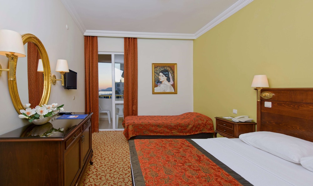 Antique Roman Palace Museum Hotel Rezervasyon