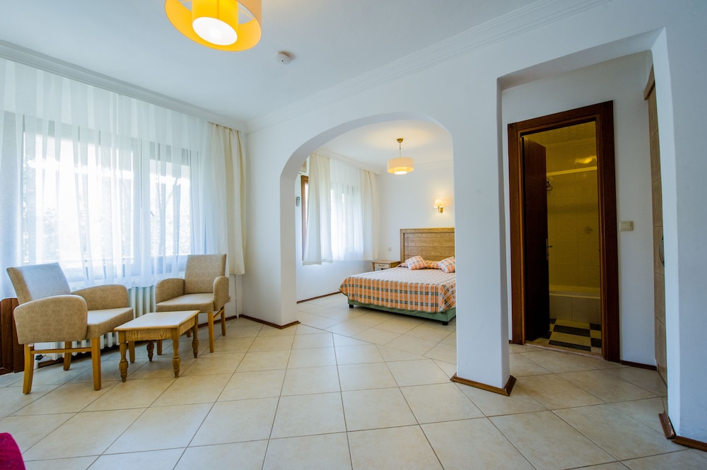 Assos Eden Beach Rezervasyon