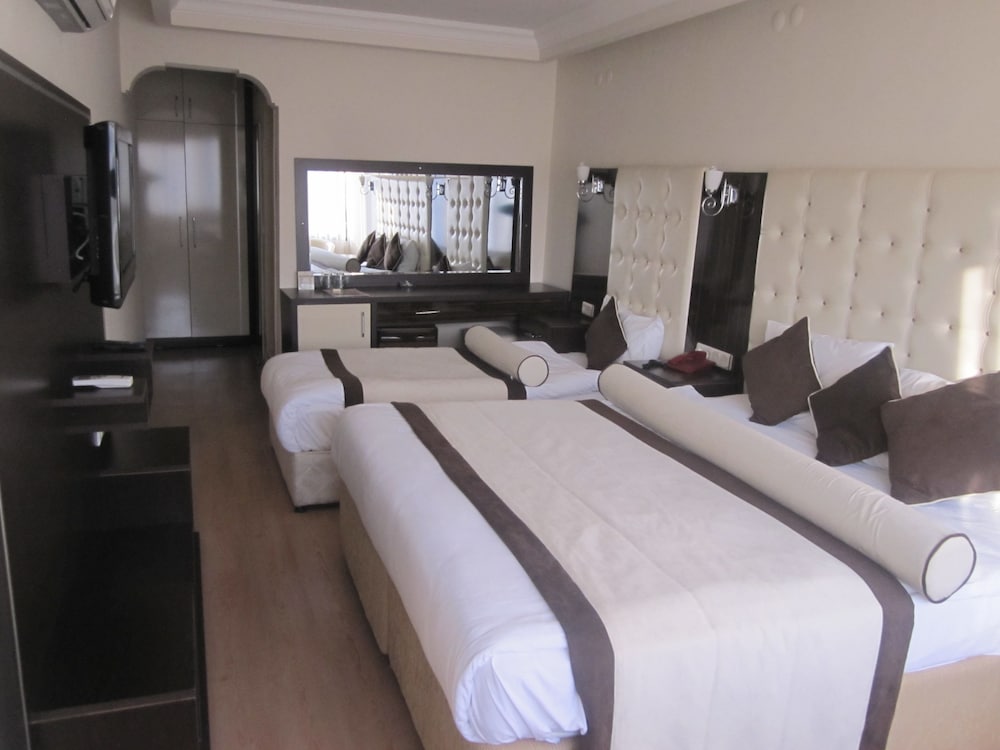 Alican Hotel Rezervasyon