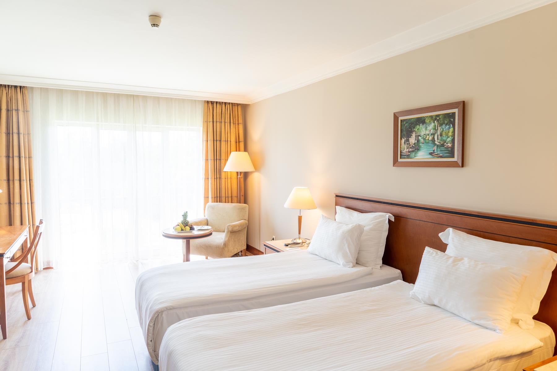 IC Hotels Airport Rezervasyon