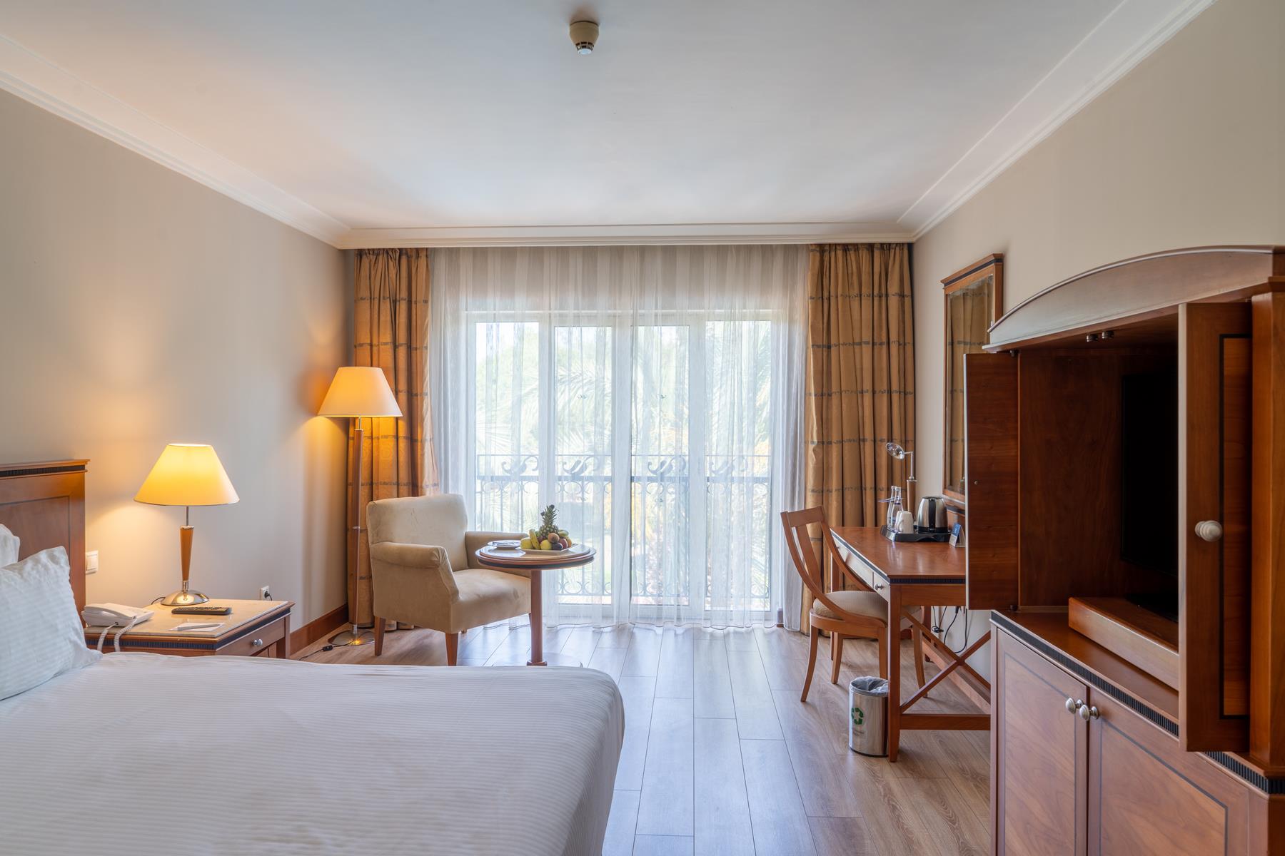 IC Hotels Airport Rezervasyon