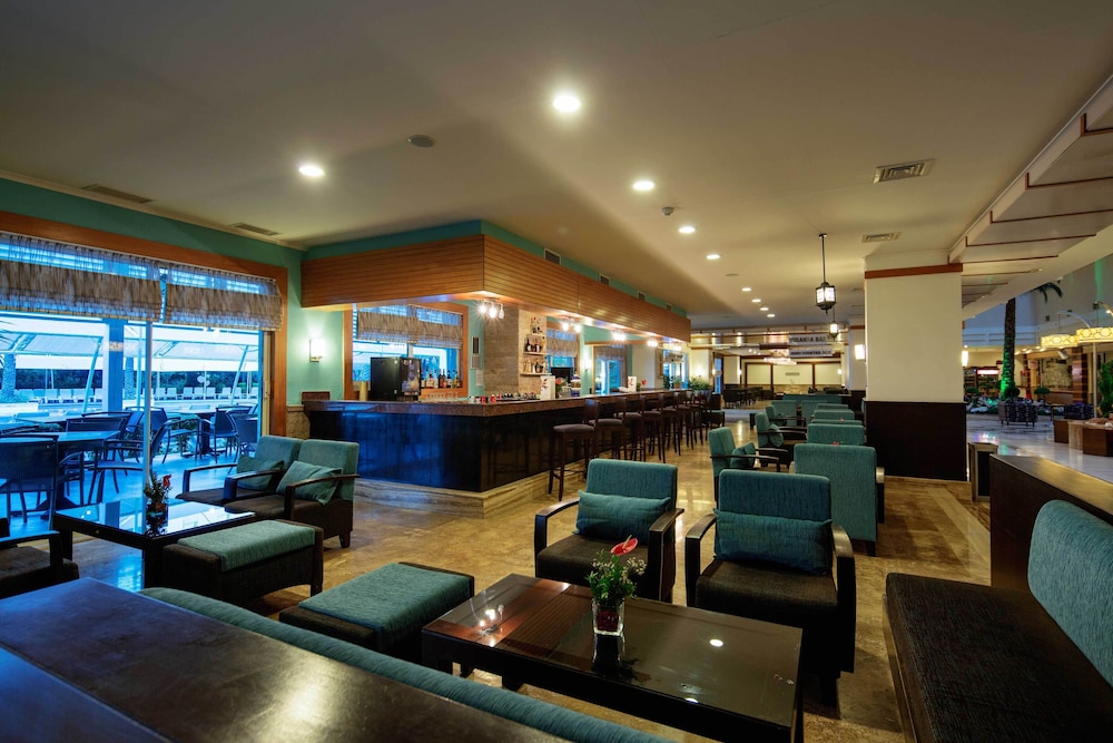 Crystal Admiral Rezervasyon