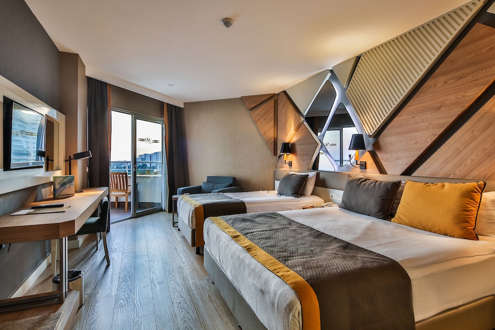 Saturn Palace Resort Rezervasyon