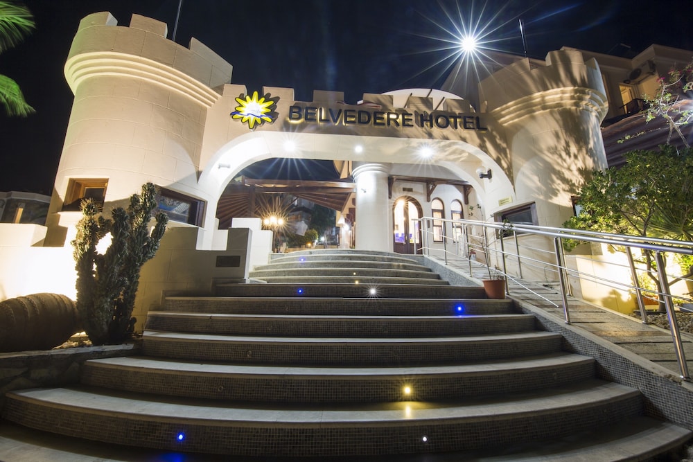 Family Belvedere Hotel Rezervasyon
