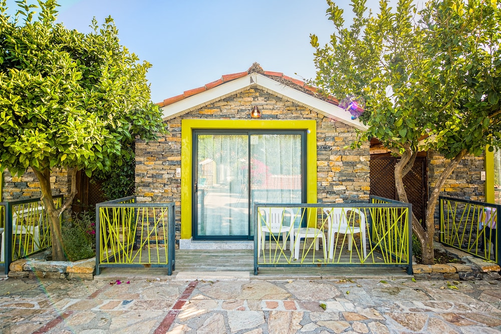 Leda Beach Hotel Rezervasyon