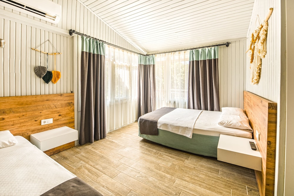 Leda Beach Hotel Rezervasyon