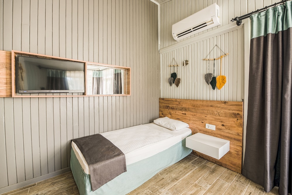 Leda Beach Hotel Rezervasyon