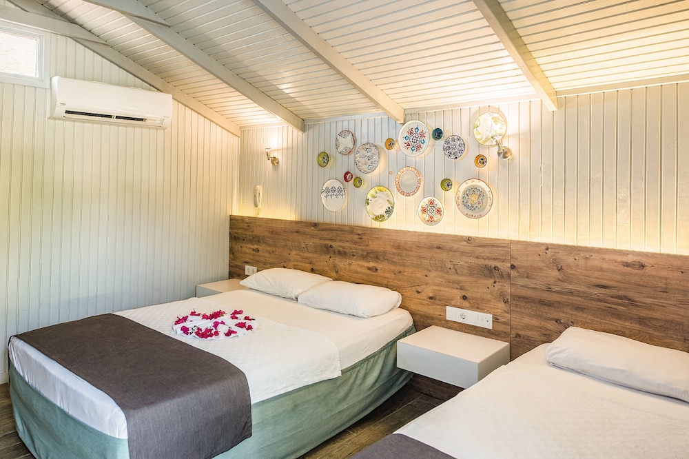 Leda Beach Hotel Rezervasyon