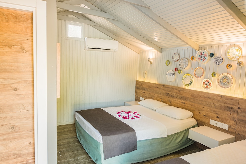 Leda Beach Hotel Rezervasyon