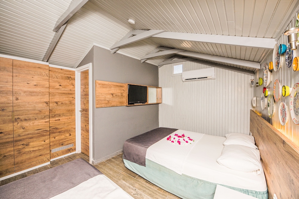 Leda Beach Hotel Rezervasyon