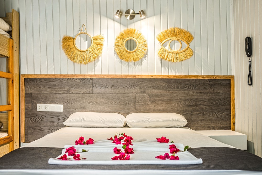 Leda Beach Hotel Rezervasyon