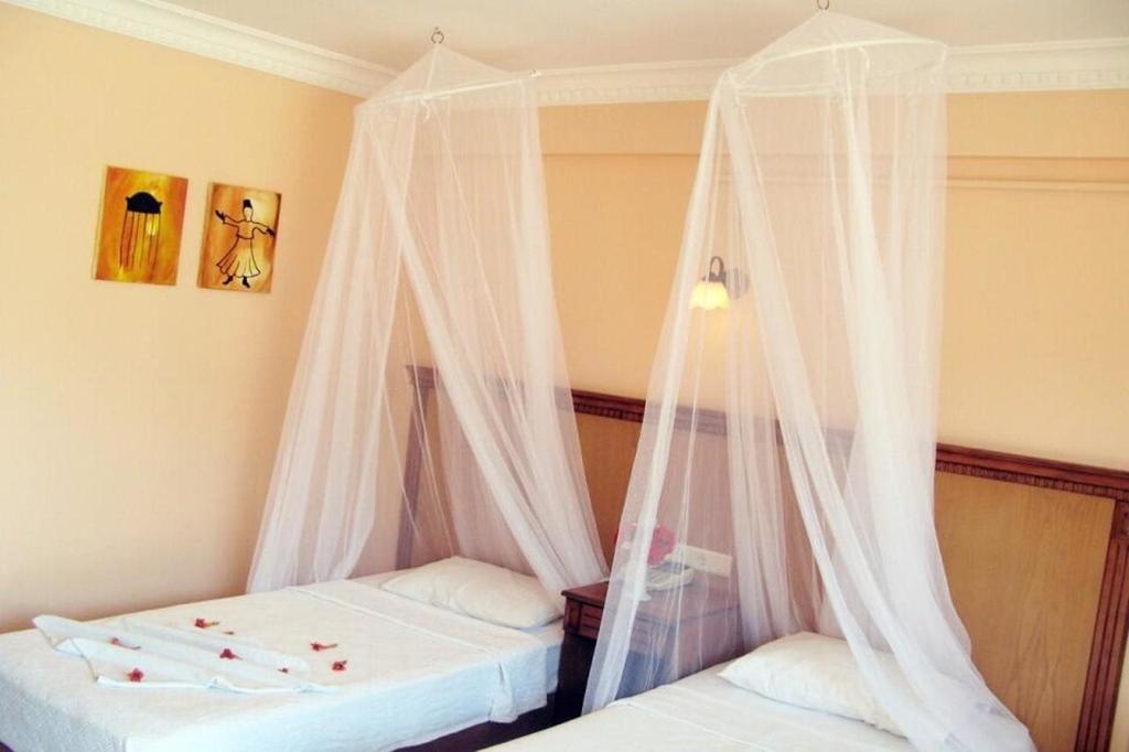 Rosy Pension Rezervasyon