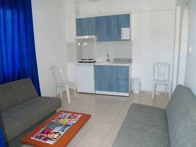 Atlantis Apartments Rezervasyon