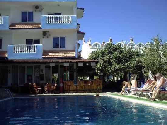 Atlantis Apartments Rezervasyon