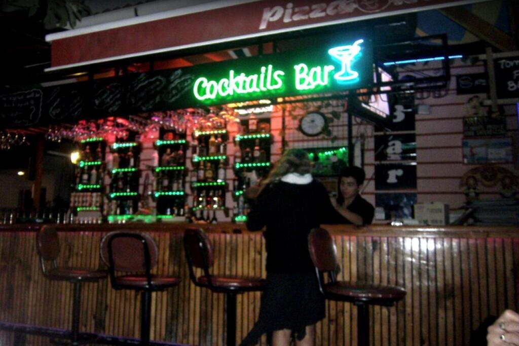 Atlantis Apartments Rezervasyon