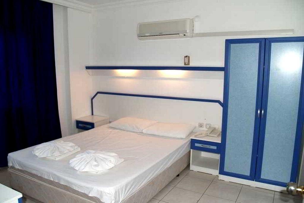 Atlantis Apartments Rezervasyon