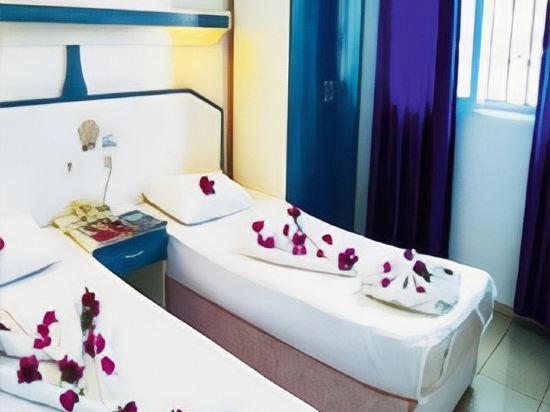 Atlantis Apartments Rezervasyon