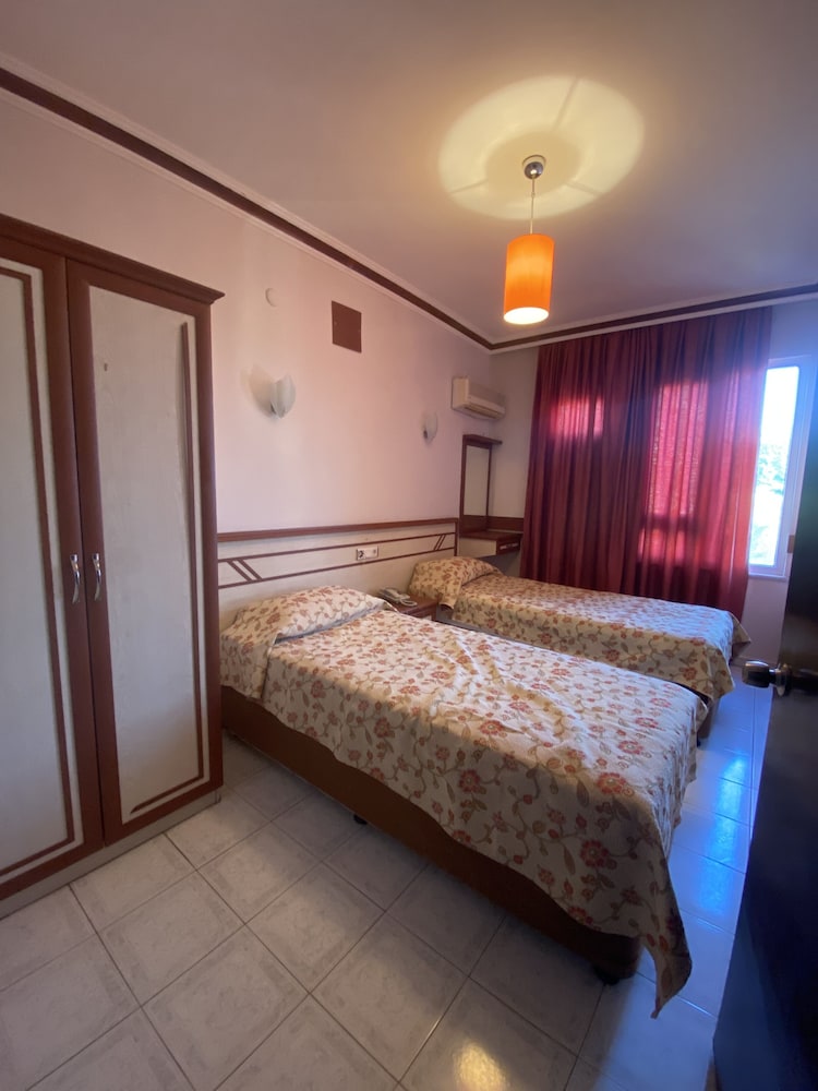 Lavinia Apart Hotel Rezervasyon