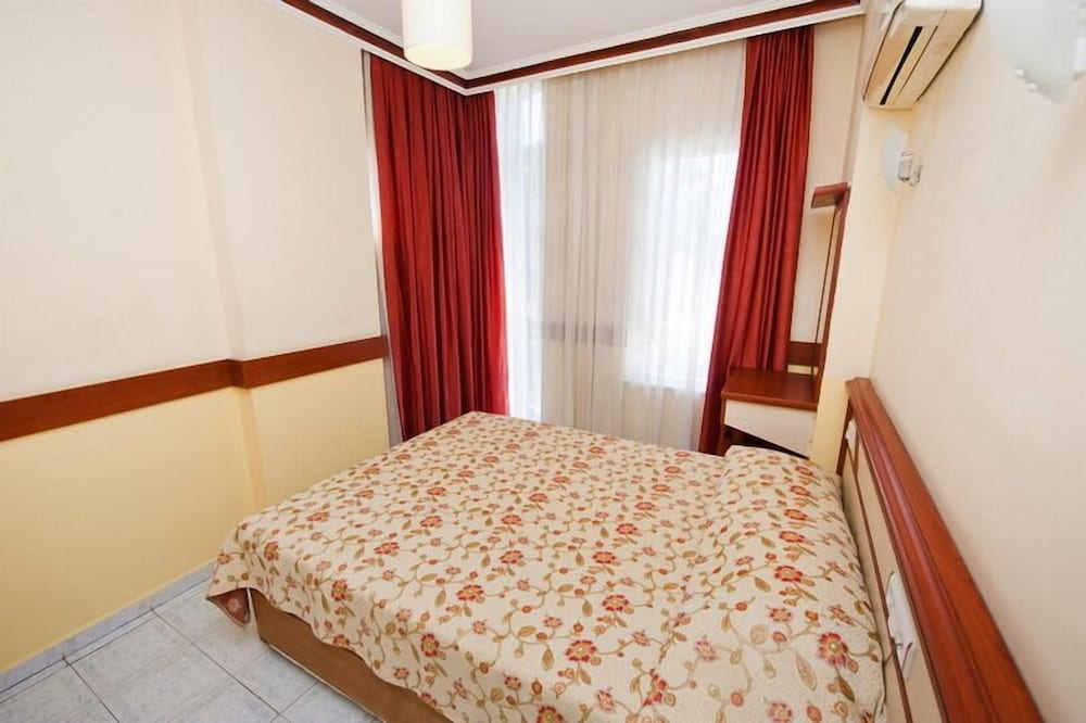 Lavinia Apart Hotel Rezervasyon