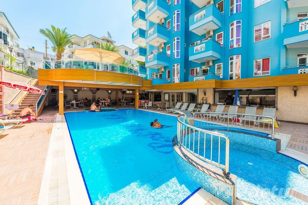 Lavinia Apart Hotel Rezervasyon