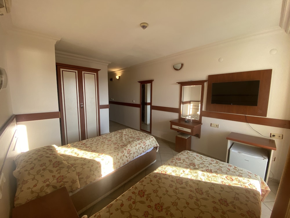 Lavinia Apart Hotel Rezervasyon