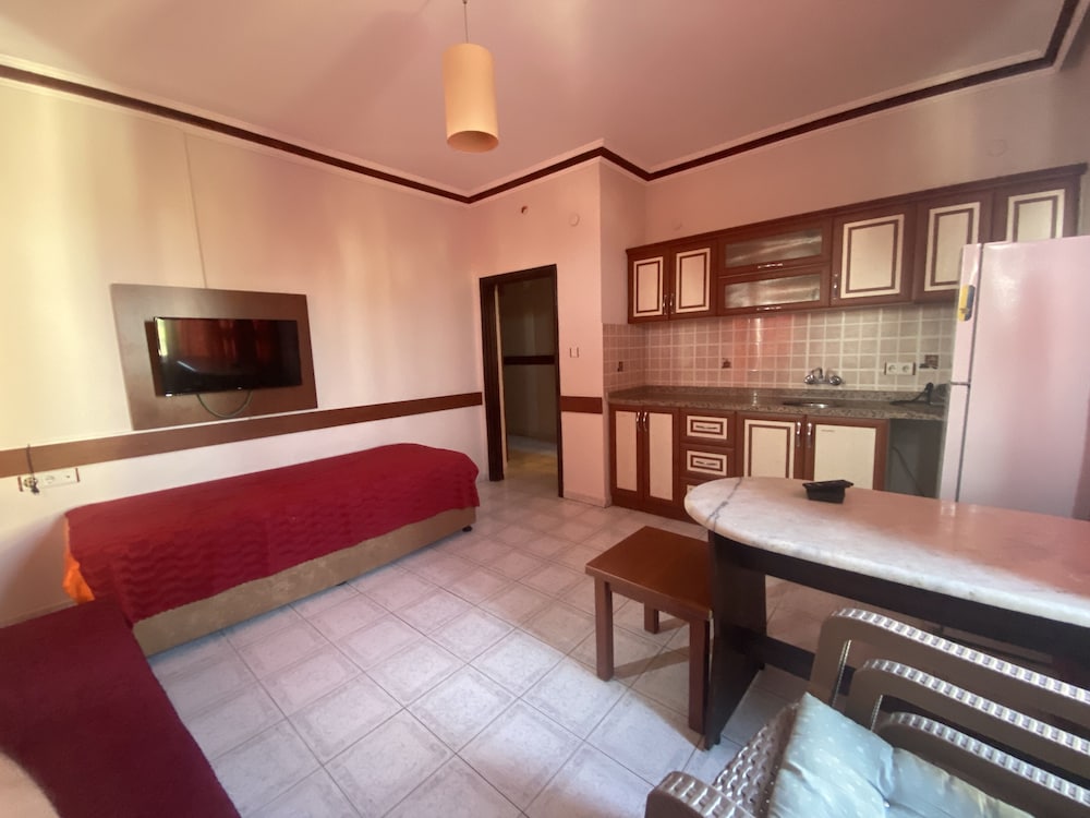 Lavinia Apart Hotel Rezervasyon