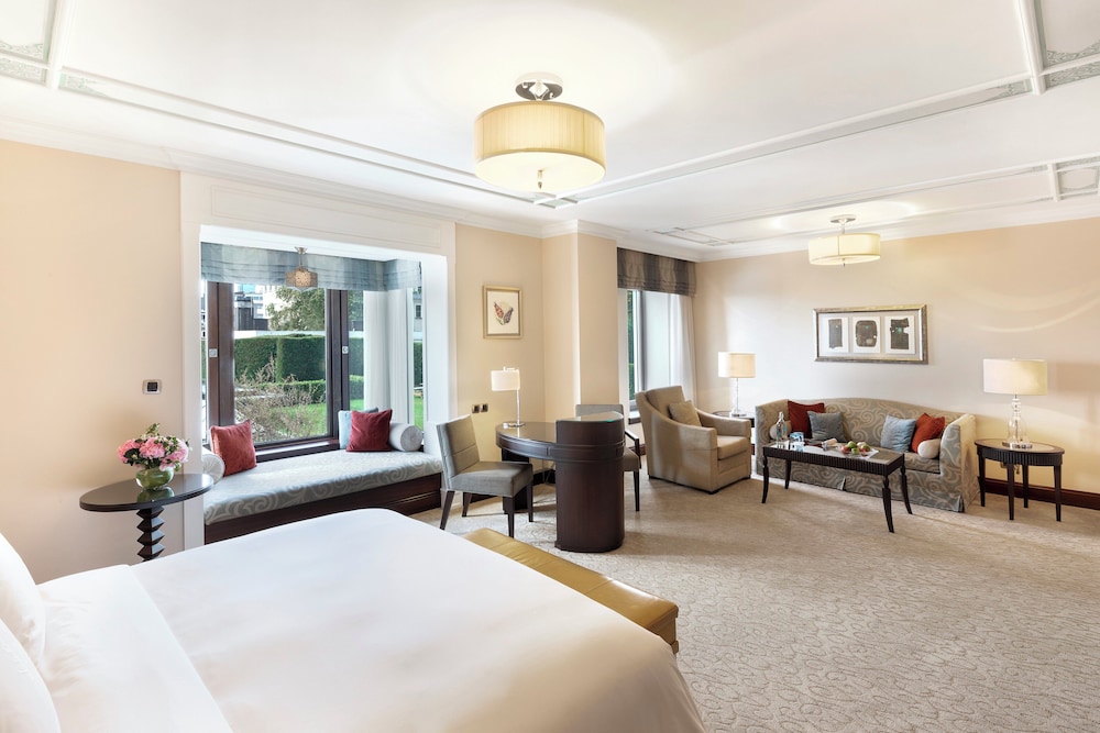 Four Seasons Hotel Istanbul At The Bosphorus Rezervasyon