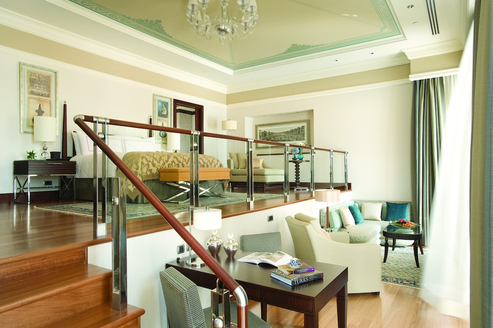 Four Seasons Hotel Istanbul At The Bosphorus Rezervasyon