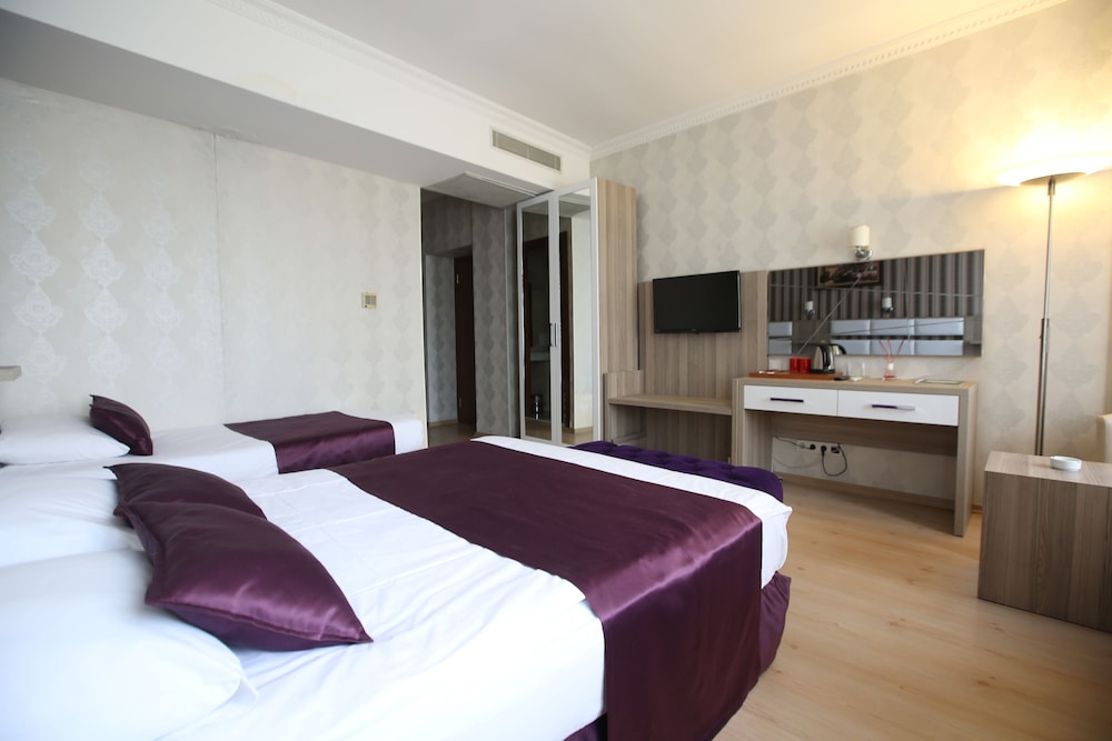 Nil Hotel Rezervasyon