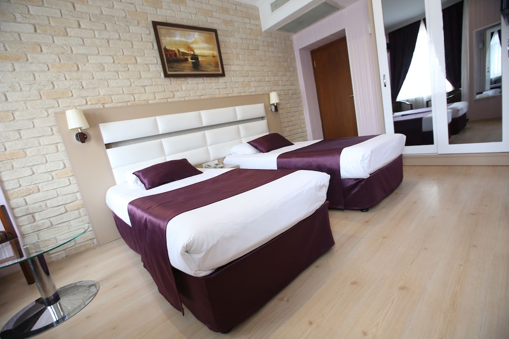 Nil Hotel Rezervasyon