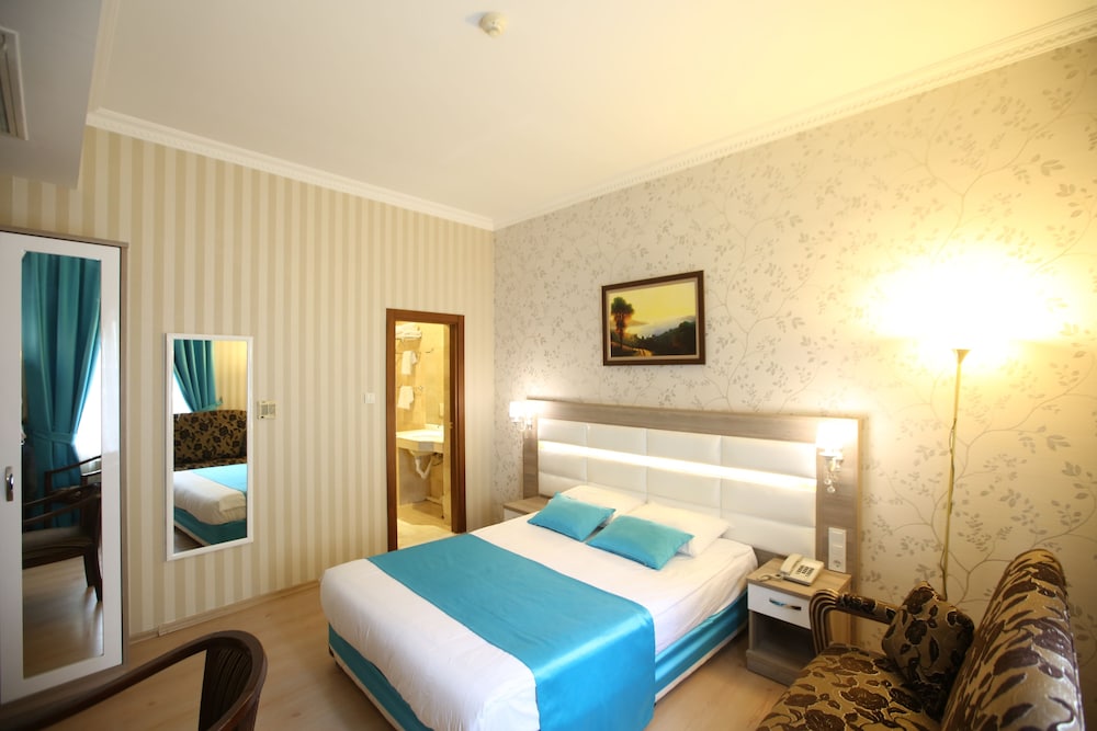 Nil Hotel Rezervasyon