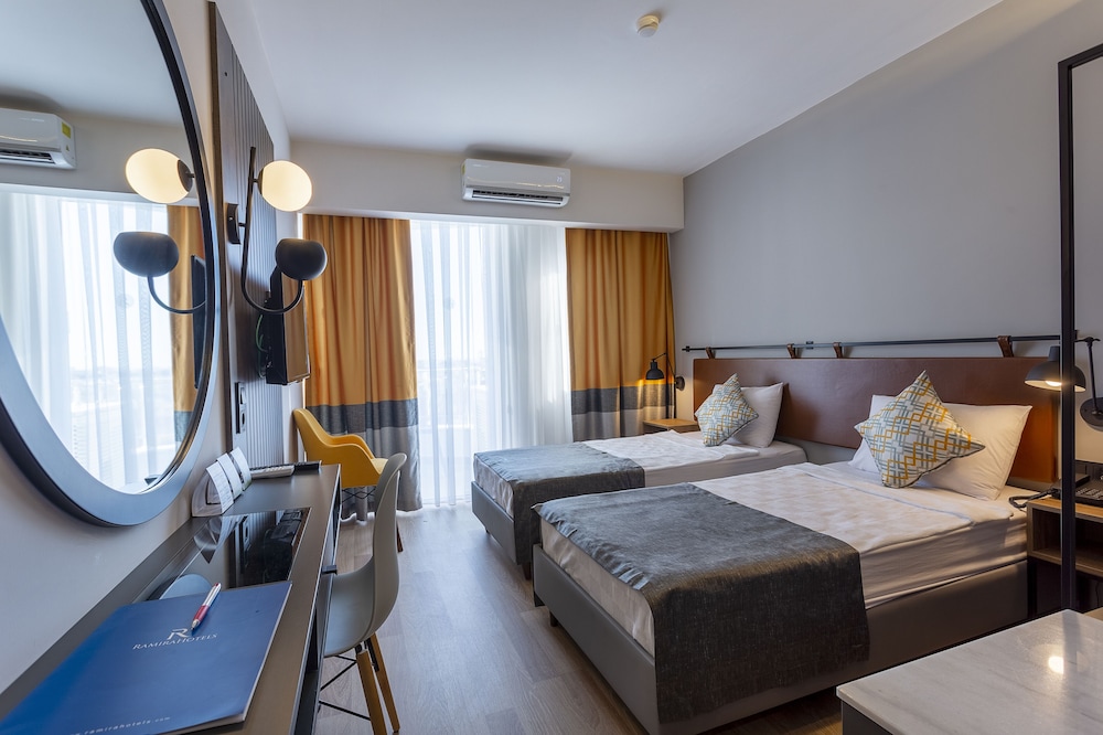 Ramira Joy Hotel Rezervasyon