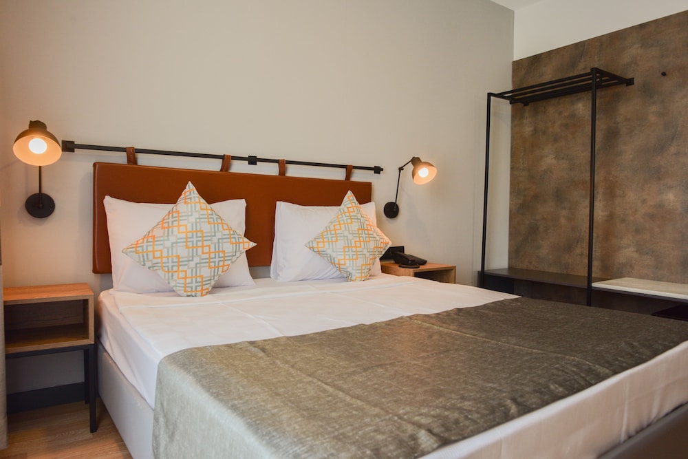 Ramira Joy Hotel Rezervasyon