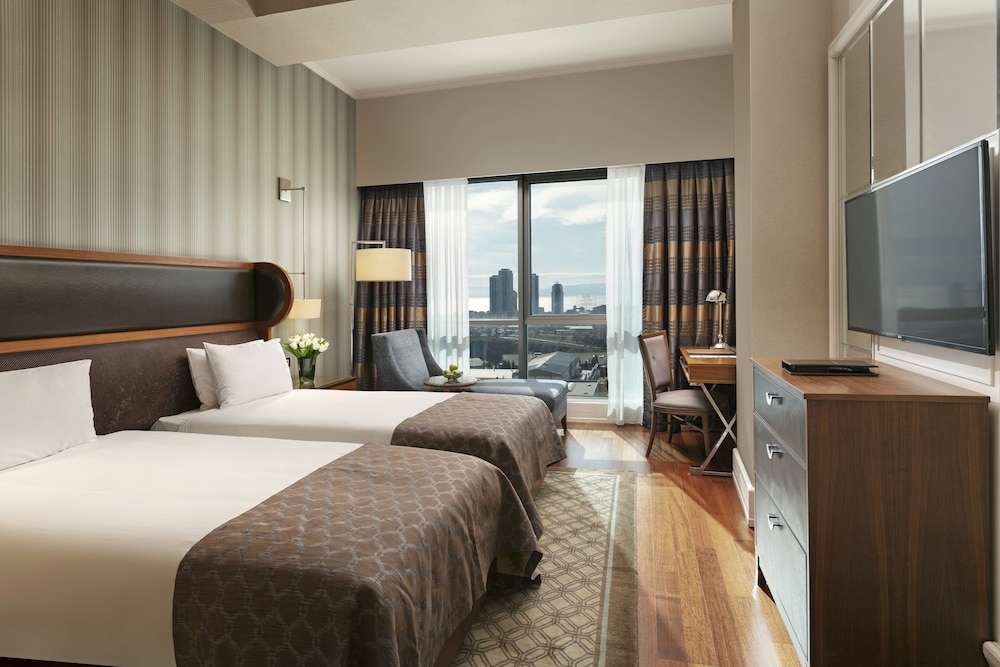 Titanic Business Kartal Rezervasyon