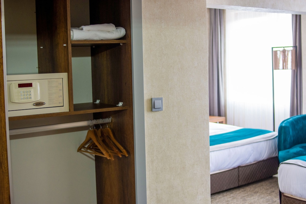 The Life Hotel & Spa Rezervasyon