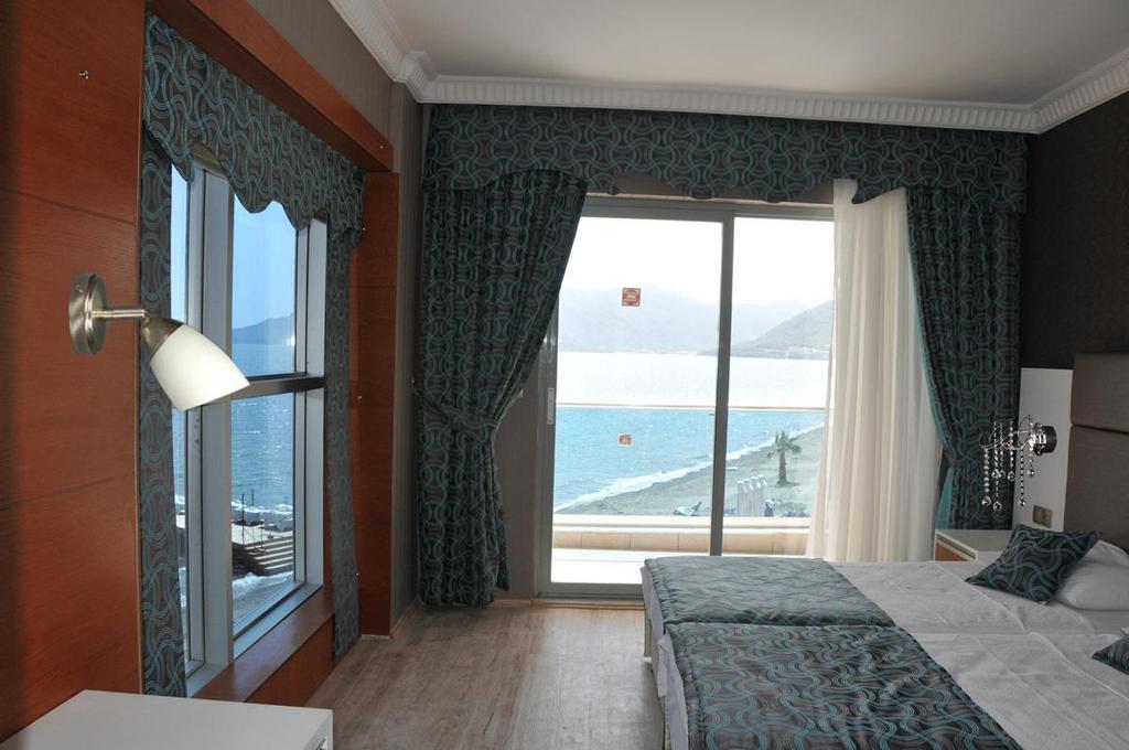 Point Beach Hotel Rezervasyon