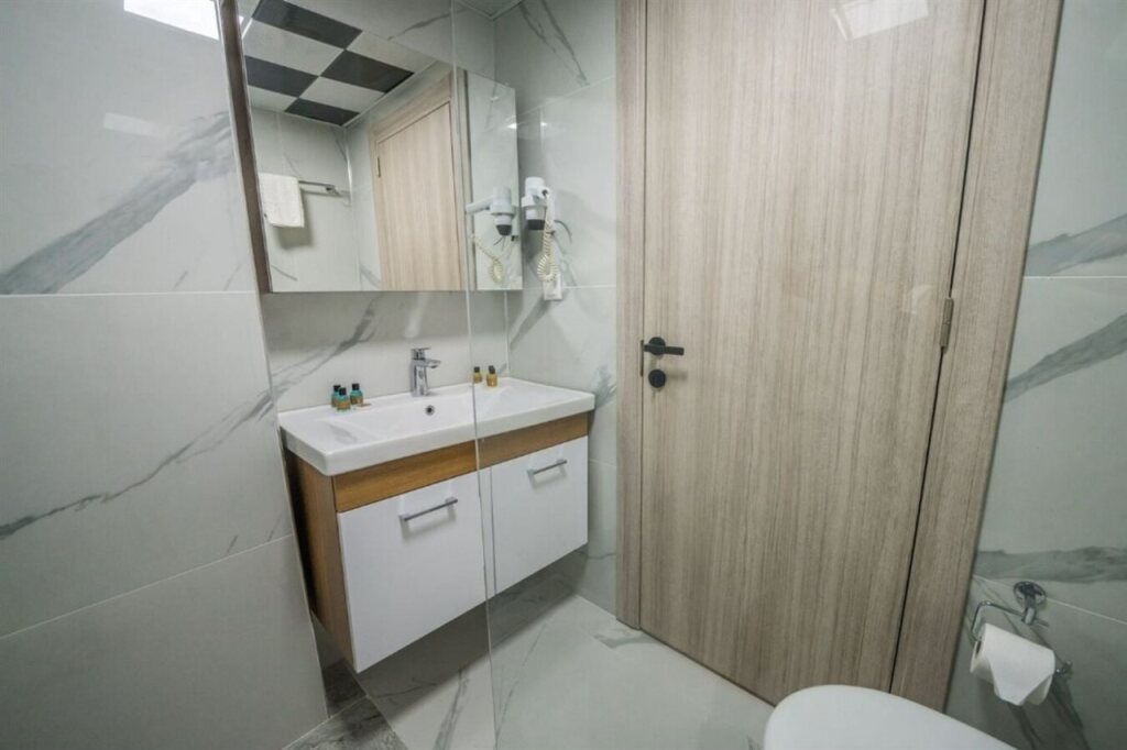 Point Beach Hotel Rezervasyon