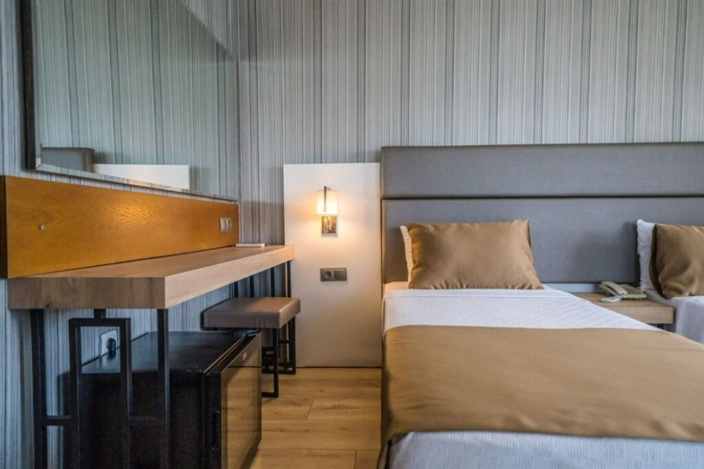 Point Beach Hotel Rezervasyon