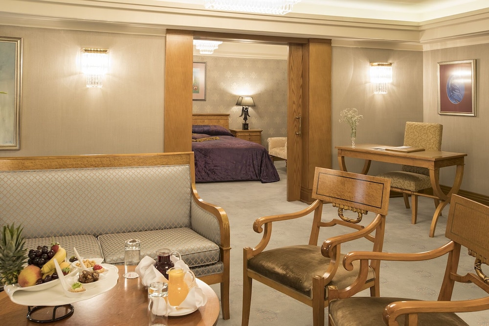 Zorlu Grand Rezervasyon