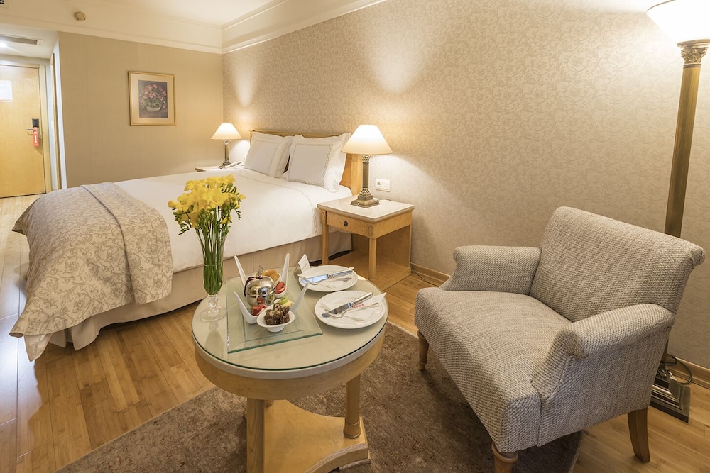 Zorlu Grand Rezervasyon