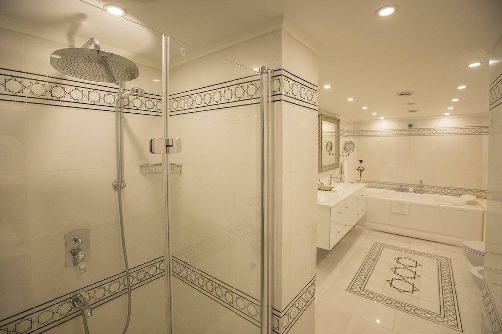 Zorlu Grand Rezervasyon