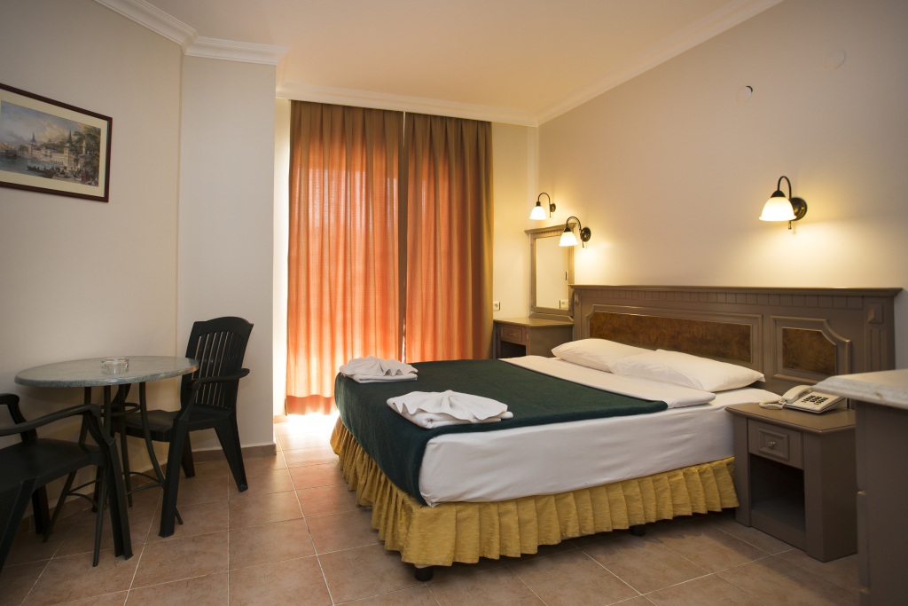 Club Amaris Apartments Rezervasyon