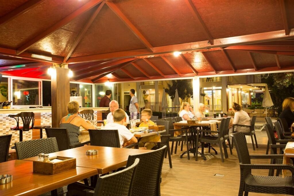 Club Amaris Apartments Rezervasyon